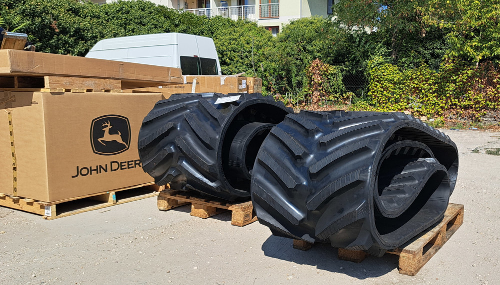 Utángyártott gumiheveder